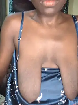 Snapshot of Saggy_boobs chatting on June 9, 8:54 pm Saggy boobs online show from June 9, 8:54 pm