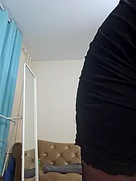 Snapshot of YourPersonalTrainer chatting on November 26, 1:00 pm YourPersonalTrainer online show from November 26, 1:00 pm