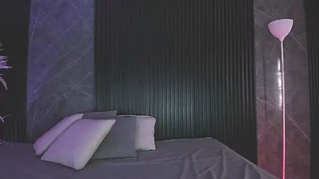 AdammClark1 online show from February 25, 9:36 pm