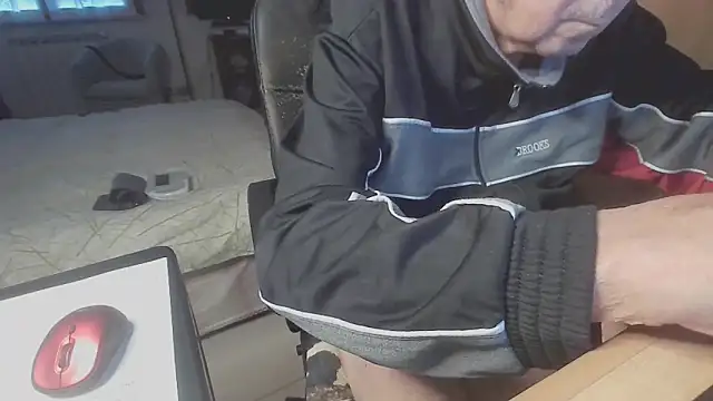 papillonhotofficial online show from September 28, 4:47 pm