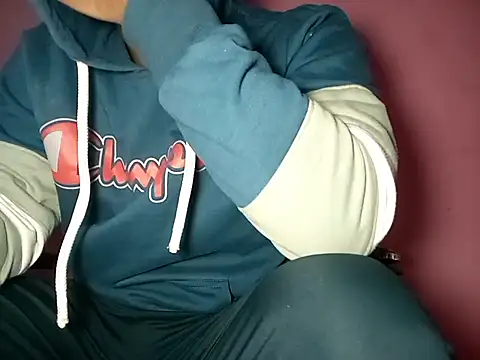 damsexy4 online show from January 1, 9:49 am