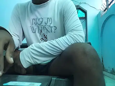 damsexy4 online show from March 6, 5:24 am