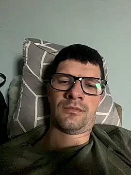 Juliano2289 online show from October 3, 8:43 pm