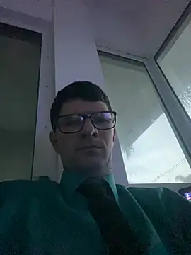 Snapshot of Juliano2289 chatting on July 18, 11:52 am Juliano2289 online show from July 18, 11:52 am