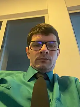 Snapshot of Juliano2289 chatting on May 12, 2:34 pm Juliano2289 online show from May 12, 2:34 pm