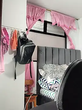 CurvySara1 online show from January 14, 8:34 pm