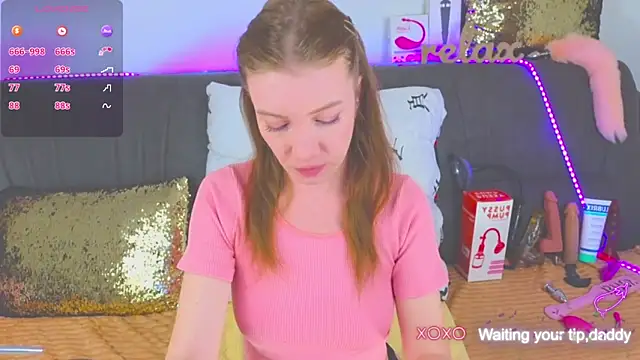 AlexaStoun online show from March 9, 2:10 pm