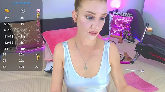 AlexaStoun online show from October 16, 2:25 pm