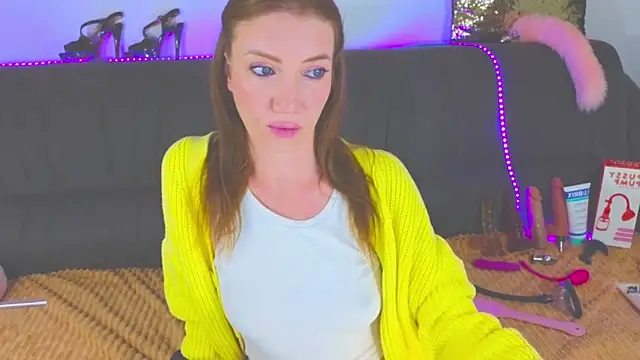 AlexaStoun online show from March 20, 2:42 pm