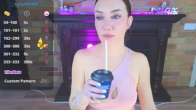 AlexaStoun online show from March 13, 2:44 pm