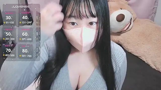 yuinyan3150 online show from December 1, 5:47 pm