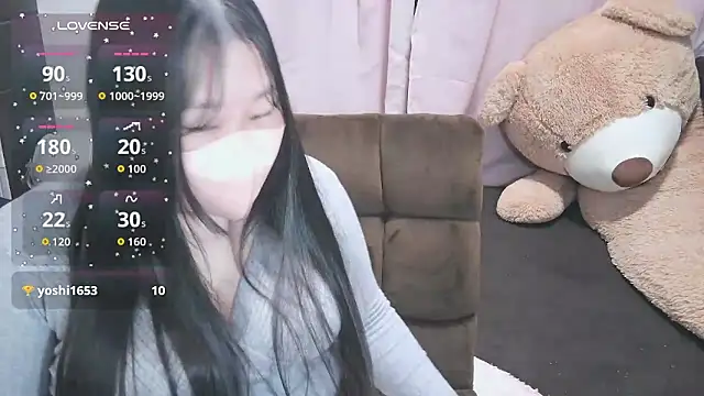 Snapshot of yuinyan3150 chatting on June 25, 8:14 pm yuinyan3150 online show from June 25, 8:14 pm