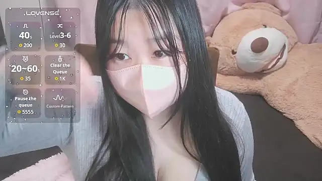 Snapshot of yuinyan3150 chatting on November 16, 7:40 pm yuinyan3150 online show from November 16, 7:40 pm