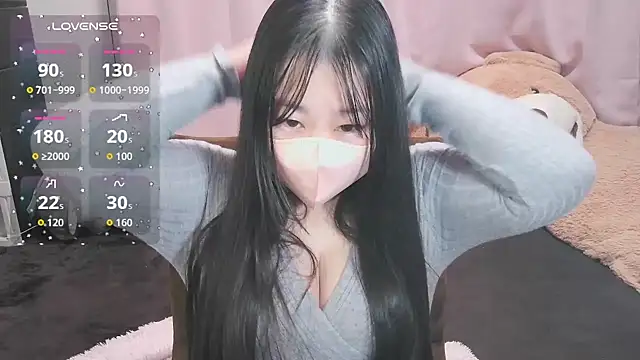 Snapshot of yuinyan3150 chatting on November 23, 12:20 am yuinyan3150 online show from November 23, 12:20 am