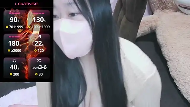 Snapshot of yuinyan3150 chatting on January 26, 10:24 pm yuinyan3150 online show from January 26, 10:24 pm