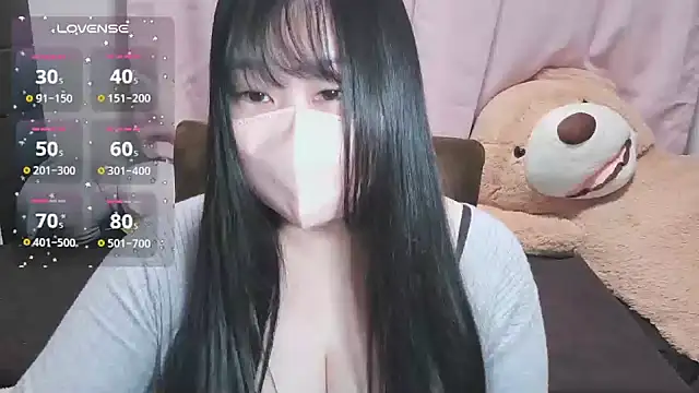 yuinyan3150 online show from January 18, 9:18 pm