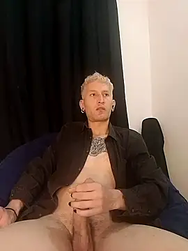 Snapshot of Vlad_goetia chatting on October 11, 1:50 am Vlad goetia online show from October 11, 1:50 am