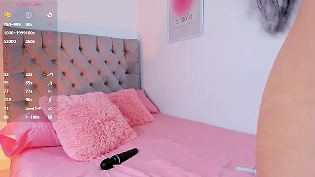 MafeOlimpo online show from October 18, 8:00 pm