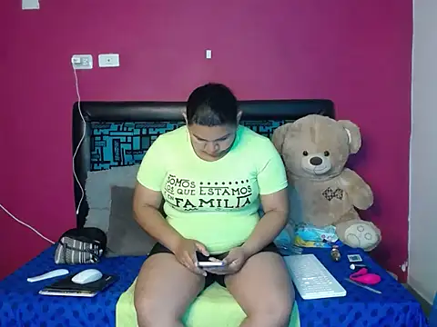 karolhot916 online show from September 30, 12:27 am