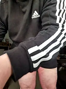 iang6348 online show from February 26, 4:49 pm