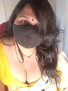 Snapshot of Love-priya chatting on November 19, 8:58 am Love-priya online show from November 19, 8:58 am