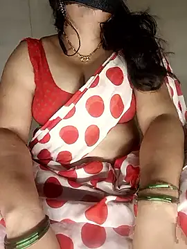 Snapshot of Love-priya chatting on May 26, 4:16 pm Love-priya online show from May 26, 4:16 pm