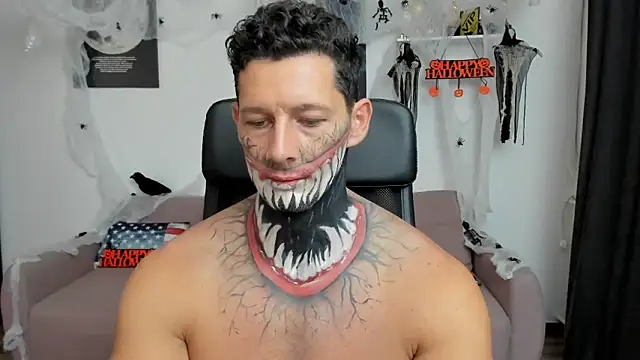 BrutusK08 online show from October 31, 8:49 pm