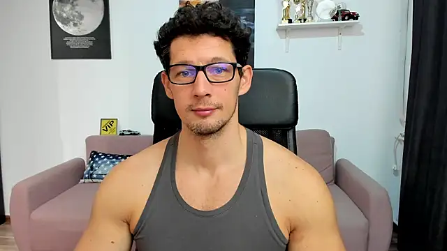 BrutusK08 online show from December 20, 6:16 am