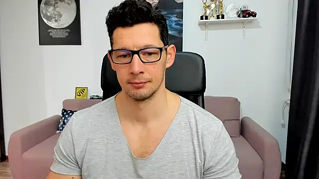 BrutusK08 online show from January 18, 7:12 am