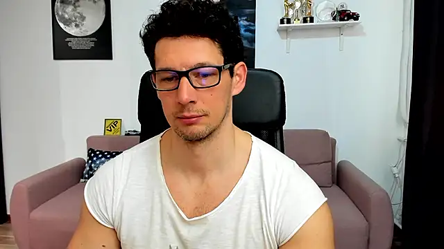 BrutusK08 online show from March 5, 7:05 am