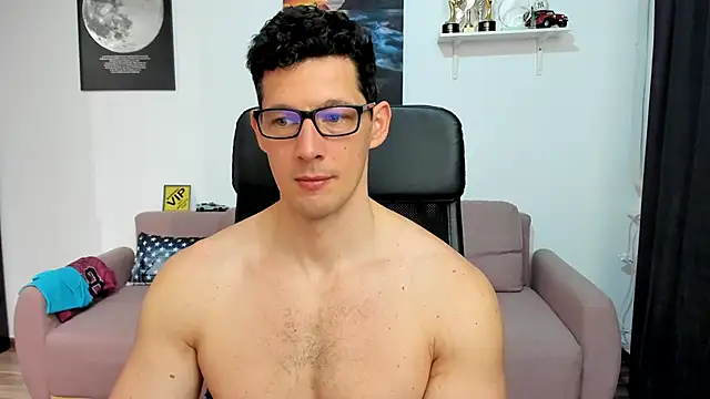 BrutusK08 online show from March 30, 6:26 am