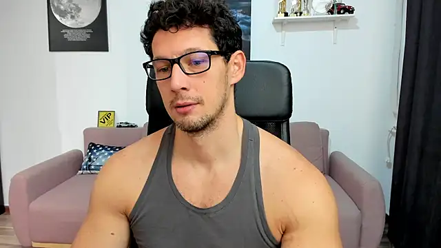 BrutusK08 online show from December 22, 8:47 am