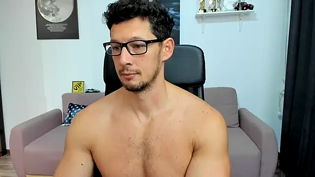 BrutusK08 online show from November 12, 8:18 am