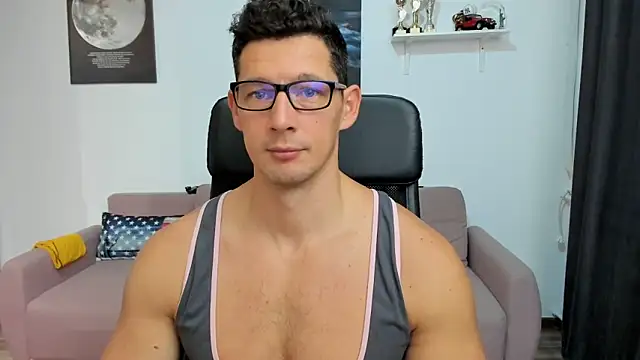 BrutusK08 online show from October 28, 6:01 am