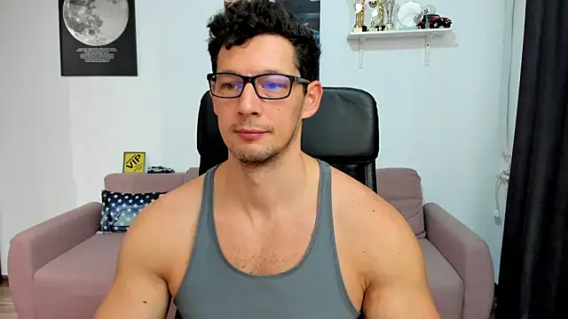 BrutusK08 online show from December 3, 8:25 am