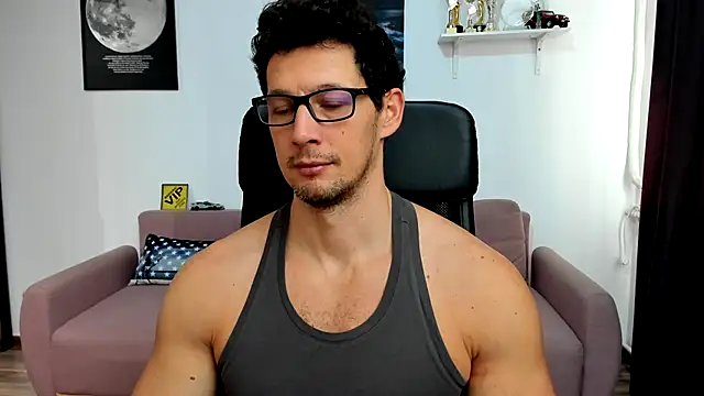 BrutusK08 online show from December 19, 8:17 am