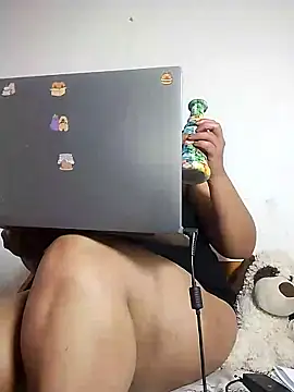 KATYGONZALEZ online show from January 15, 9:45 am