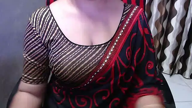 Snapshot of Kaur_Jannat chatting on January 30, 6:00 pm Kaur Jannat online show from January 30, 6:00 pm