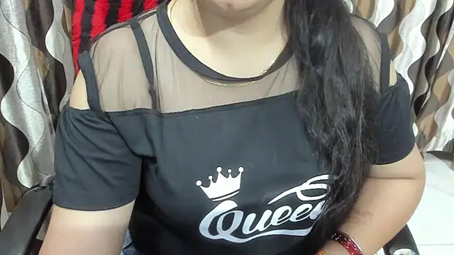 Snapshot of Kaur_Jannat chatting on October 15, 6:27 pm Kaur Jannat online show from October 15, 6:27 pm