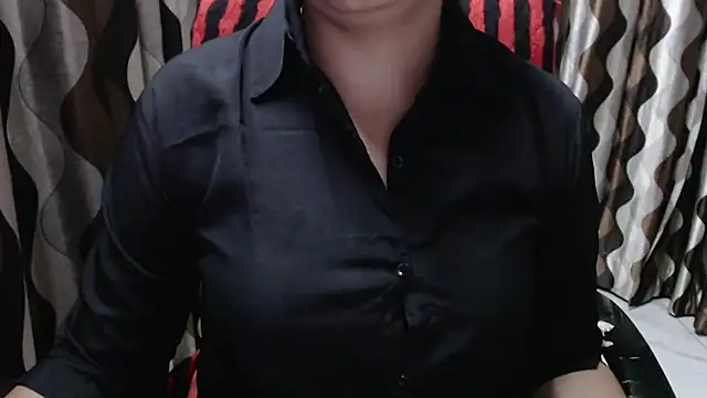 Snapshot of Kaur_Jannat chatting on March 21, 6:07 pm Kaur Jannat online show from March 21, 6:07 pm