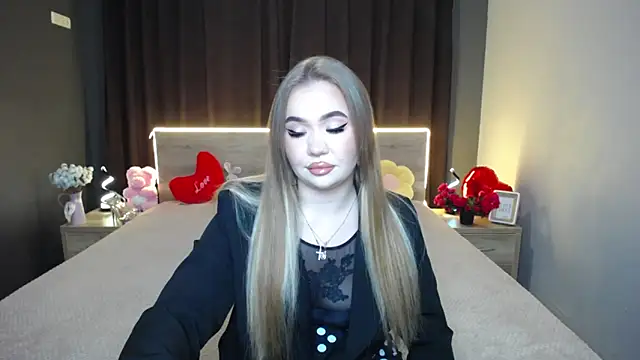 StacyYellig online show from February 23, 5:13 pm