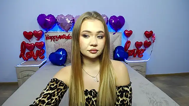 StacyYellig online show from February 10, 4:36 pm