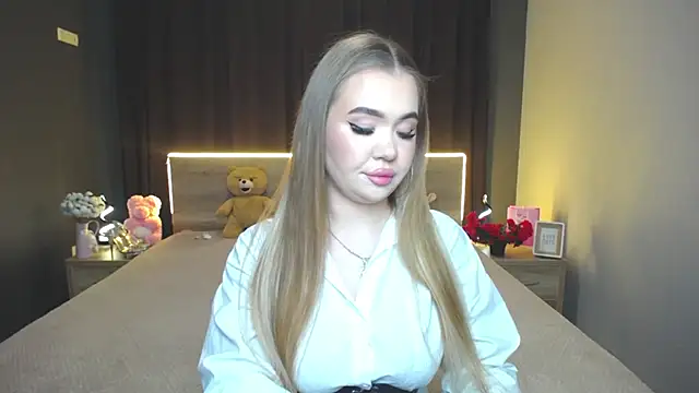 StacyYellig online show from February 21, 9:28 pm