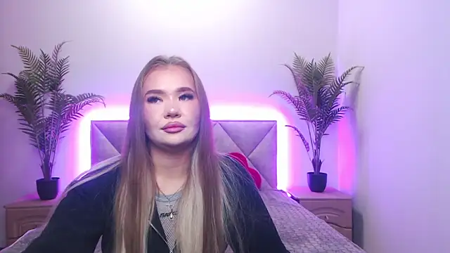 Snapshot of StacyYellig chatting on November 7, 8:46 pm StacyYellig online show from November 7, 8:46 pm