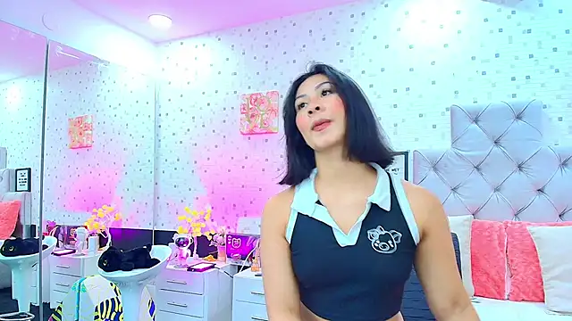 Snapshot of JulietaReyess chatting on May 27, 11:50 am JulietaReyess online show from May 27, 11:50 am