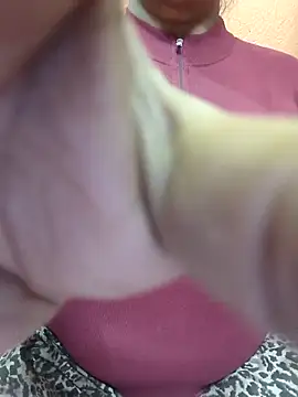 CUTE SOPHIA- online show from March 8, 11:37 am