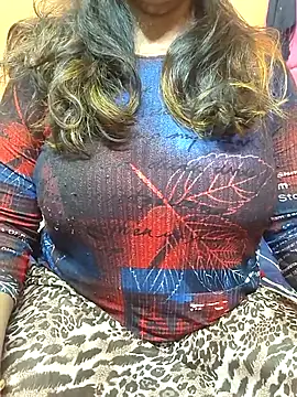 CUTE SOPHIA- online show from February 11, 4:11 am