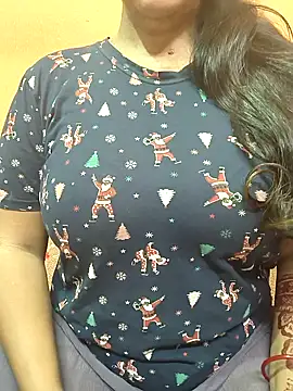 CUTE SOPHIA- online show from April 8, 1:40 am