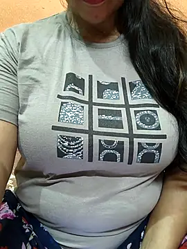 CUTE SOPHIA- online show from May 13, 2:51 am