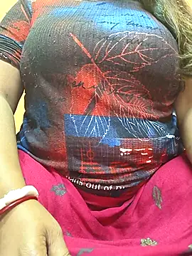 Snapshot of CUTE_SOPHIA- chatting on December 17, 5:12 am CUTE SOPHIA- online show from December 17, 5:12 am